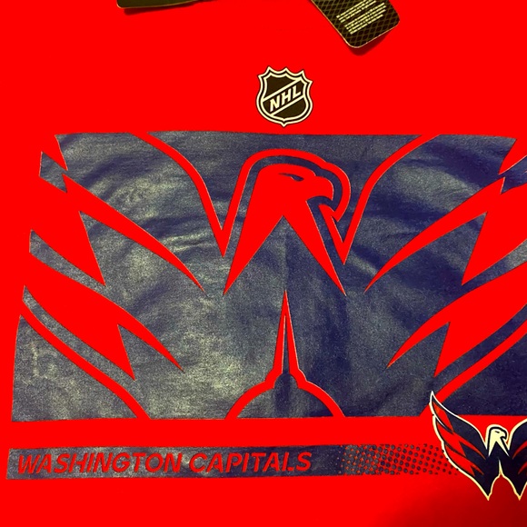 NWT boy XL/men Sm, Long sleeve X2 Fanatics Ts, NFL & NHL, drifit - Picture 2 of 7